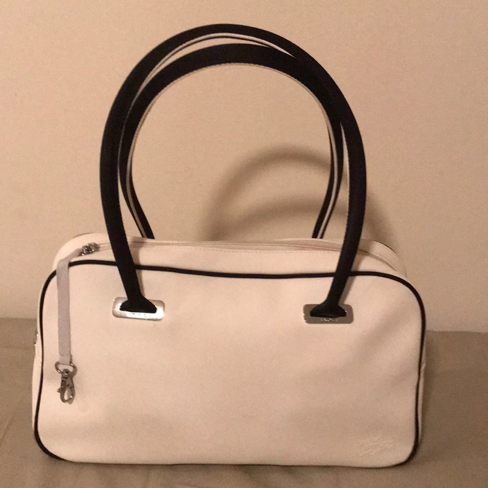 Hand bag